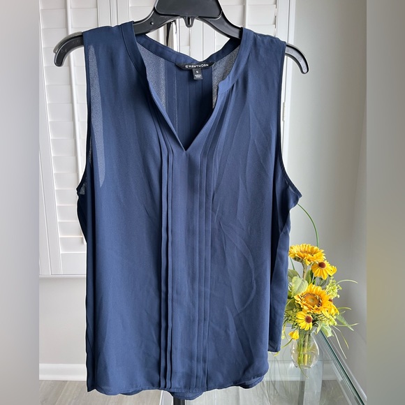 41 Hawthorn Tops - 41 HAWTHORN Dark Blue Sheer Pleated Sleeveless Split/V-neck Neck Blouse Size XL